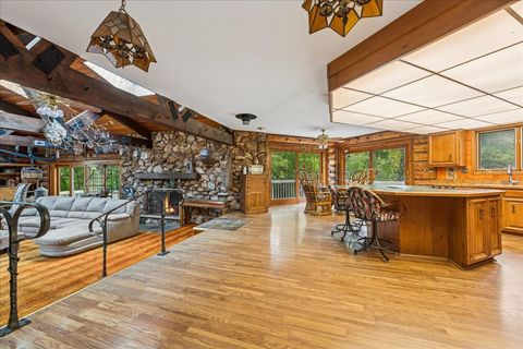 Tiny photo for 124 Deepwood Road, Barrington Hills, IL 60010 (MLS # 12482869)
