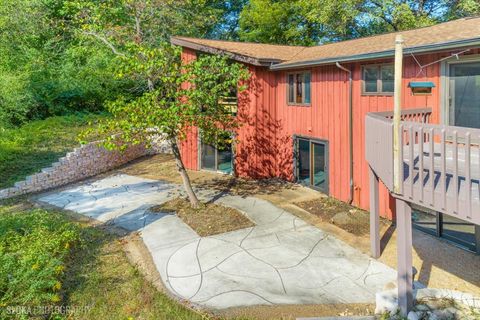 Tiny photo for 124 Deepwood Road, Barrington Hills, IL 60010 (MLS # 12482869)
