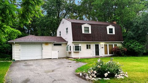 Tiny photo for 18210 Perth Avenue, Homewood, IL 60430 (MLS # 12498334)