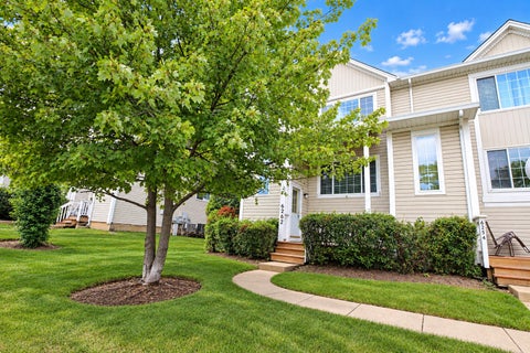 Photo of 6262 Nugget Circle, Hanover Park, IL 60133 (MLS # 12753142)