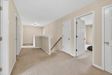 Tiny photo for 5701 CARIBOU Lane, Hoffman Estates, IL 60192 (MLS # 12663626)