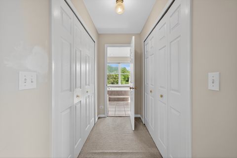 Tiny photo for 5701 CARIBOU Lane, Hoffman Estates, IL 60192 (MLS # 12663626)