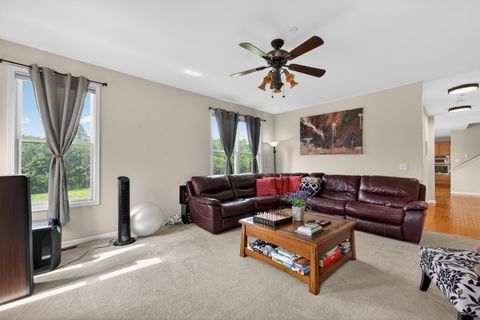 Tiny photo for 5701 CARIBOU Lane, Hoffman Estates, IL 60192 (MLS # 12663626)