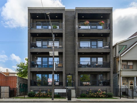 Photo of 1511 W Irving Park Road #4E, Chicago, IL 60613 (MLS # 12728938)