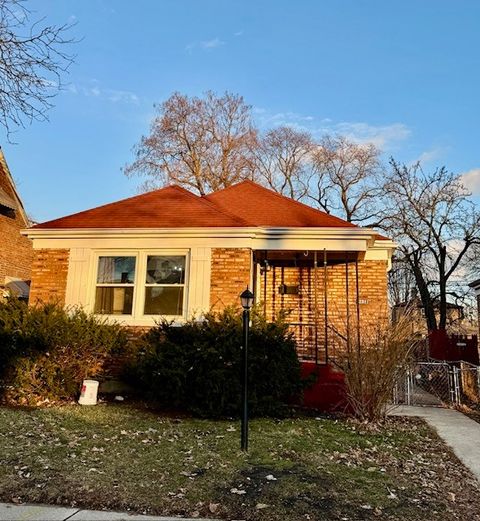 Photo of 8851 S parnell Avenue, Chicago, IL 60620 (MLS # 12548889)