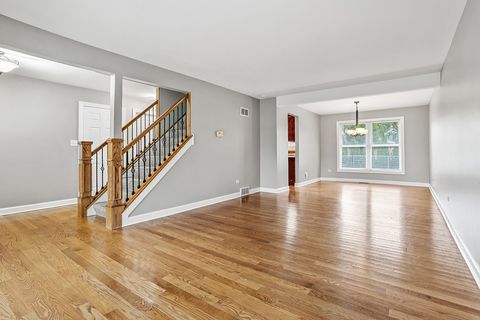 Tiny photo for 230 Essex Lane, New Lenox, IL 60451 (MLS # 12488938)