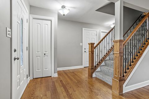 Tiny photo for 230 Essex Lane, New Lenox, IL 60451 (MLS # 12488938)