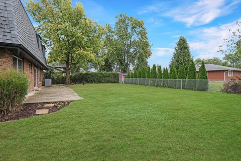 Tiny photo for 230 Essex Lane, New Lenox, IL 60451 (MLS # 12488938)