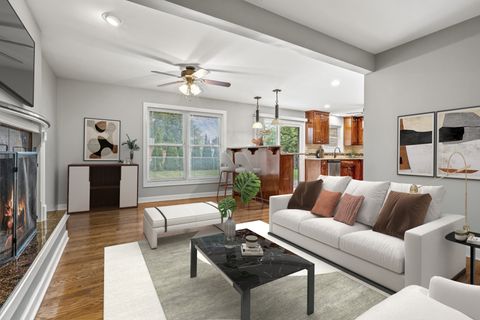 Tiny photo for 230 Essex Lane, New Lenox, IL 60451 (MLS # 12488938)