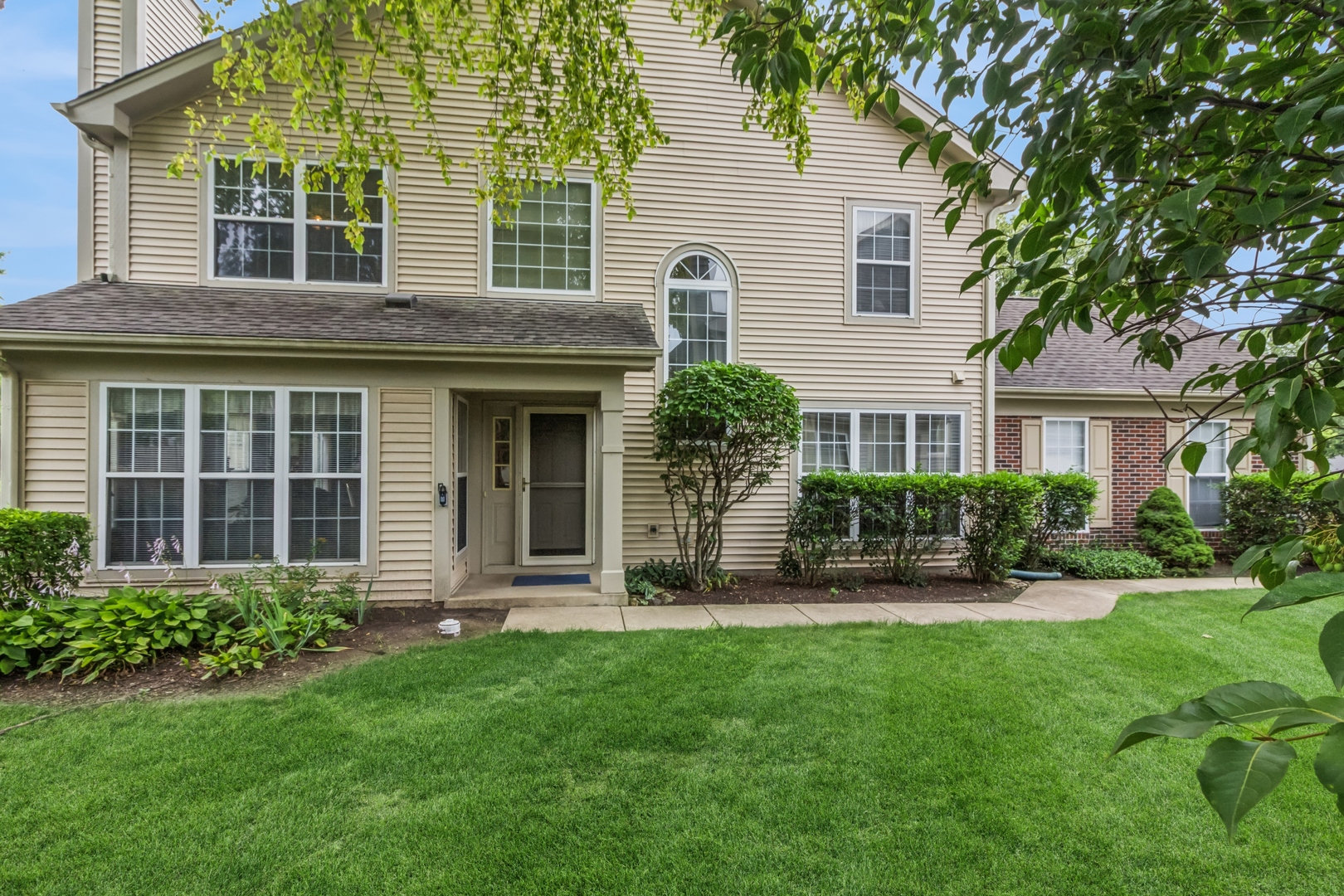 879 Dandridge Court