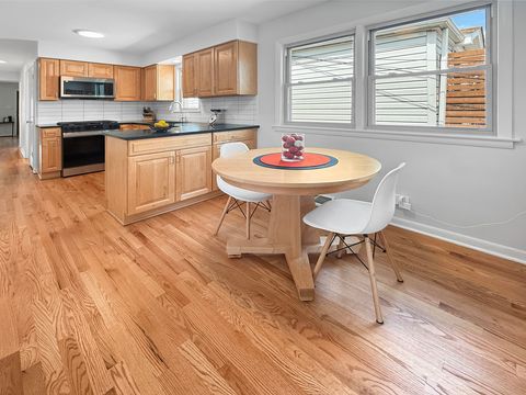 Tiny photo for 5639 N MAJOR Avenue, Chicago, IL 60646 (MLS # 12617680)