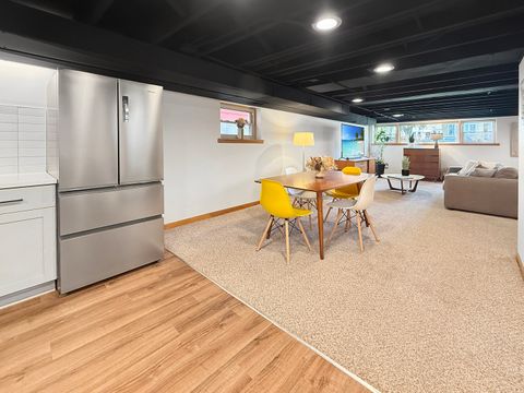 Tiny photo for 5639 N MAJOR Avenue, Chicago, IL 60646 (MLS # 12617680)