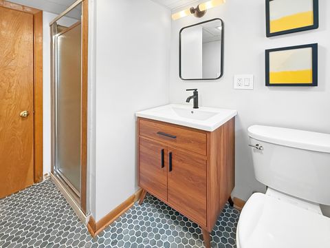 Tiny photo for 5639 N MAJOR Avenue, Chicago, IL 60646 (MLS # 12617680)