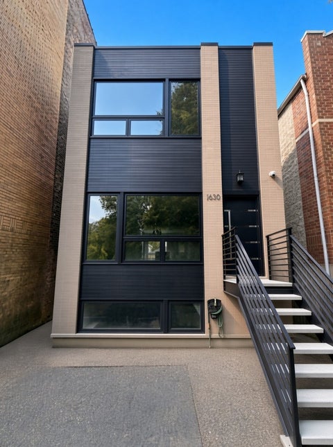 Photo of 1630 N Humboldt Boulevard, Chicago, IL 60647 (MLS # 12752411)