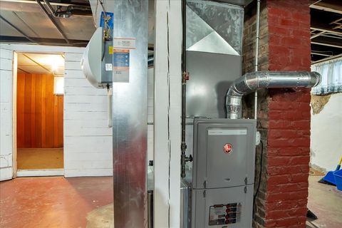 Tiny photo for 257 W Illinois Avenue, Aurora, IL 60506 (MLS # 12606000)