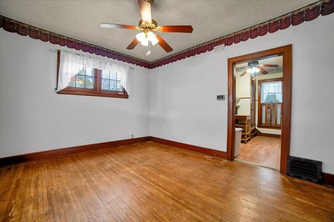 Tiny photo for 257 W Illinois Avenue, Aurora, IL 60506 (MLS # 12606000)