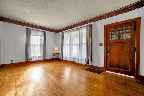 Tiny photo for 257 W Illinois Avenue, Aurora, IL 60506 (MLS # 12606000)