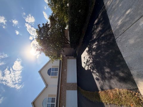Tiny photo for 20 Lily Court, Bolingbrook, IL 60440 (MLS # 12390508)