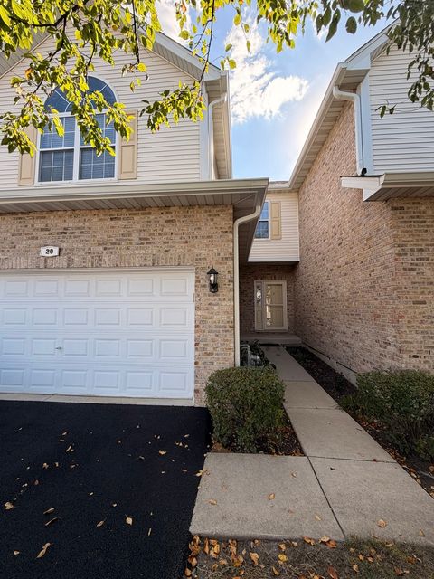Tiny photo for 20 Lily Court, Bolingbrook, IL 60440 (MLS # 12390508)