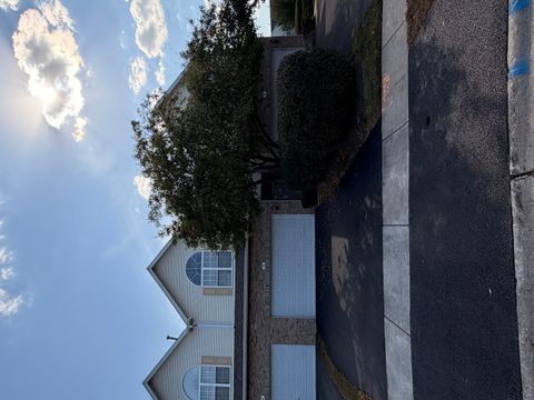 Tiny photo for 20 Lily Court, Bolingbrook, IL 60440 (MLS # 12390508)