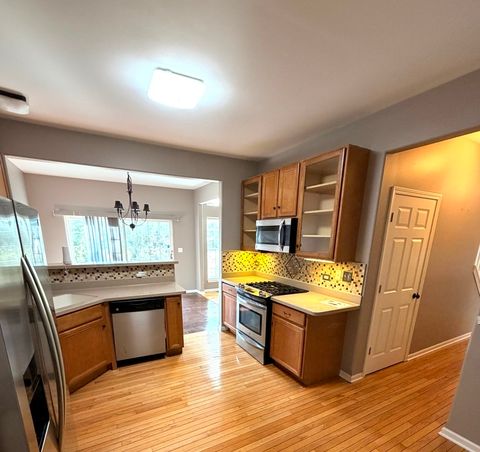 Tiny photo for 20 Lily Court, Bolingbrook, IL 60440 (MLS # 12390508)