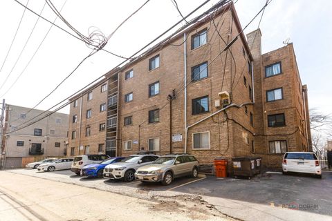 Tiny photo for 7355 N Ridge Boulevard #2A, Chicago, IL 60645 (MLS # 12595844)