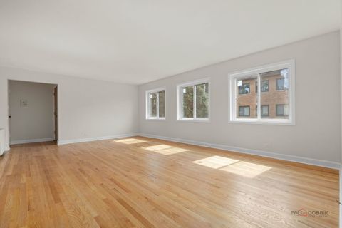 Tiny photo for 7355 N Ridge Boulevard #2A, Chicago, IL 60645 (MLS # 12595844)