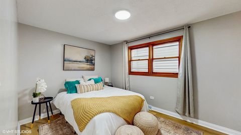 Tiny photo for 2701 S Hillock Avenue, Chicago, IL 60608 (MLS # 12517140)