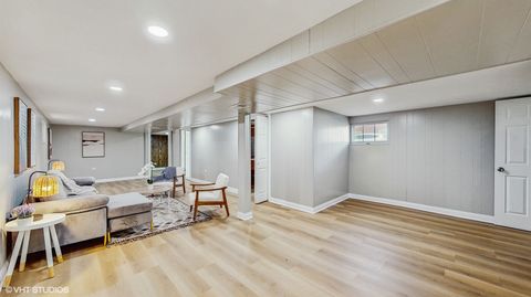 Tiny photo for 2701 S Hillock Avenue, Chicago, IL 60608 (MLS # 12517140)