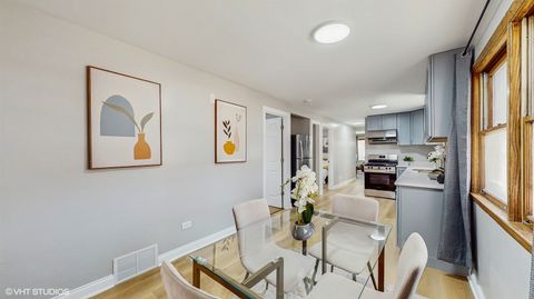 Tiny photo for 2701 S Hillock Avenue, Chicago, IL 60608 (MLS # 12517140)