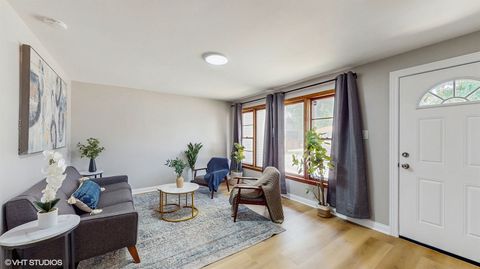 Tiny photo for 2701 S Hillock Avenue, Chicago, IL 60608 (MLS # 12517140)