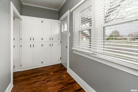 Tiny photo for 810 E MAIN Street, West Frankfort, IL 62896 (MLS # EB457624)