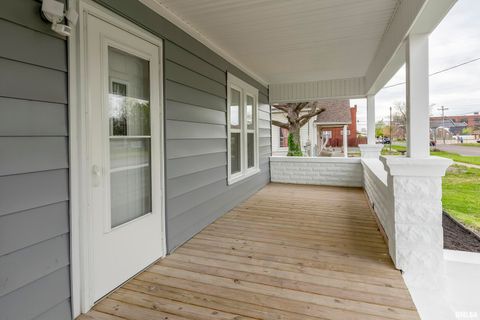 Tiny photo for 810 E MAIN Street, West Frankfort, IL 62896 (MLS # EB457624)