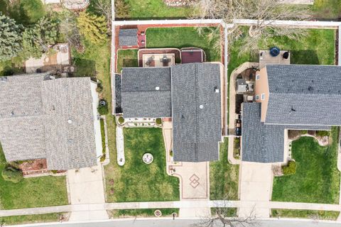 Tiny photo for 176 Appleby Drive, Glendale Heights, IL 60139 (MLS # 12618202)