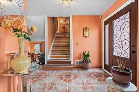 Tiny photo for 176 Appleby Drive, Glendale Heights, IL 60139 (MLS # 12618202)