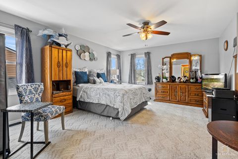 Tiny photo for 176 Appleby Drive, Glendale Heights, IL 60139 (MLS # 12618202)