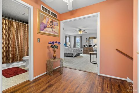 Tiny photo for 176 Appleby Drive, Glendale Heights, IL 60139 (MLS # 12618202)