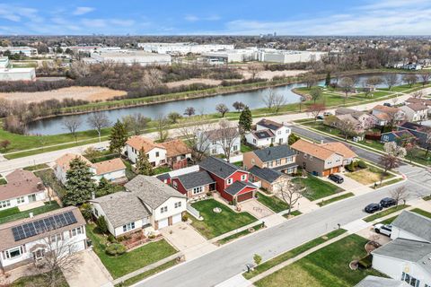 Tiny photo for 176 Appleby Drive, Glendale Heights, IL 60139 (MLS # 12618202)