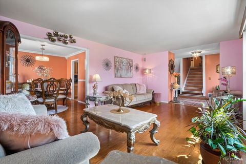 Tiny photo for 176 Appleby Drive, Glendale Heights, IL 60139 (MLS # 12618202)