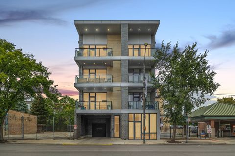 Tiny photo for 2116 W Chicago Avenue #3W, Chicago, IL 60622 (MLS # 12493878)