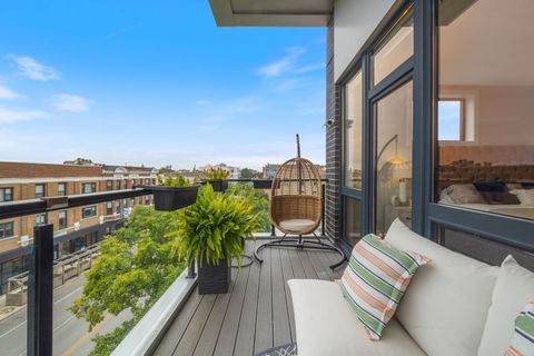Tiny photo for 2116 W Chicago Avenue #3W, Chicago, IL 60622 (MLS # 12493878)