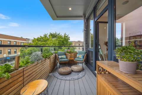 Tiny photo for 2116 W Chicago Avenue #3W, Chicago, IL 60622 (MLS # 12493878)