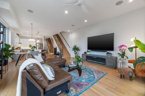 Tiny photo for 2116 W Chicago Avenue #3W, Chicago, IL 60622 (MLS # 12493878)