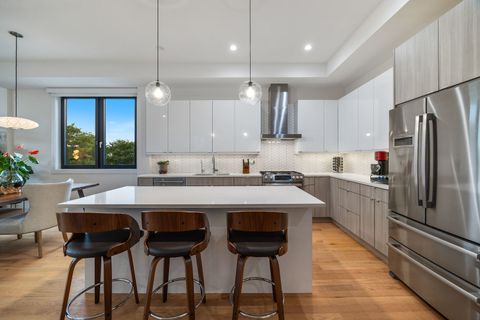 Tiny photo for 2116 W Chicago Avenue #3W, Chicago, IL 60622 (MLS # 12493878)