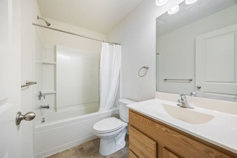 Tiny photo for 191 Goldenrod Drive, Elgin, IL 60124 (MLS # 12591007)