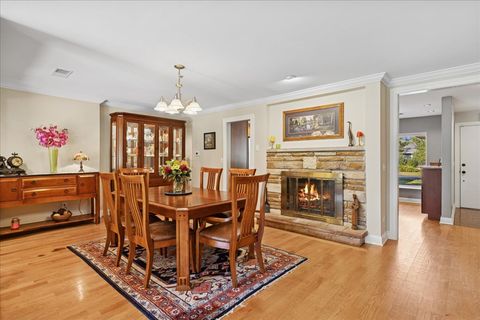 Tiny photo for 16280 W Woodbine Circle, Vernon Hills, IL 60061 (MLS # 12504517)