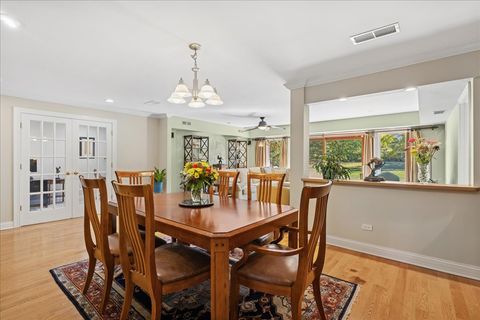 Tiny photo for 16280 W Woodbine Circle, Vernon Hills, IL 60061 (MLS # 12504517)