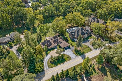 Tiny photo for 16280 W Woodbine Circle, Vernon Hills, IL 60061 (MLS # 12504517)