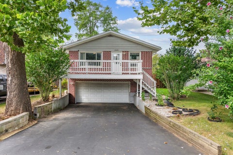 Photo of 1028 Idlewild Drive, Round Lake Beach, IL 60073 (MLS # 12754749)