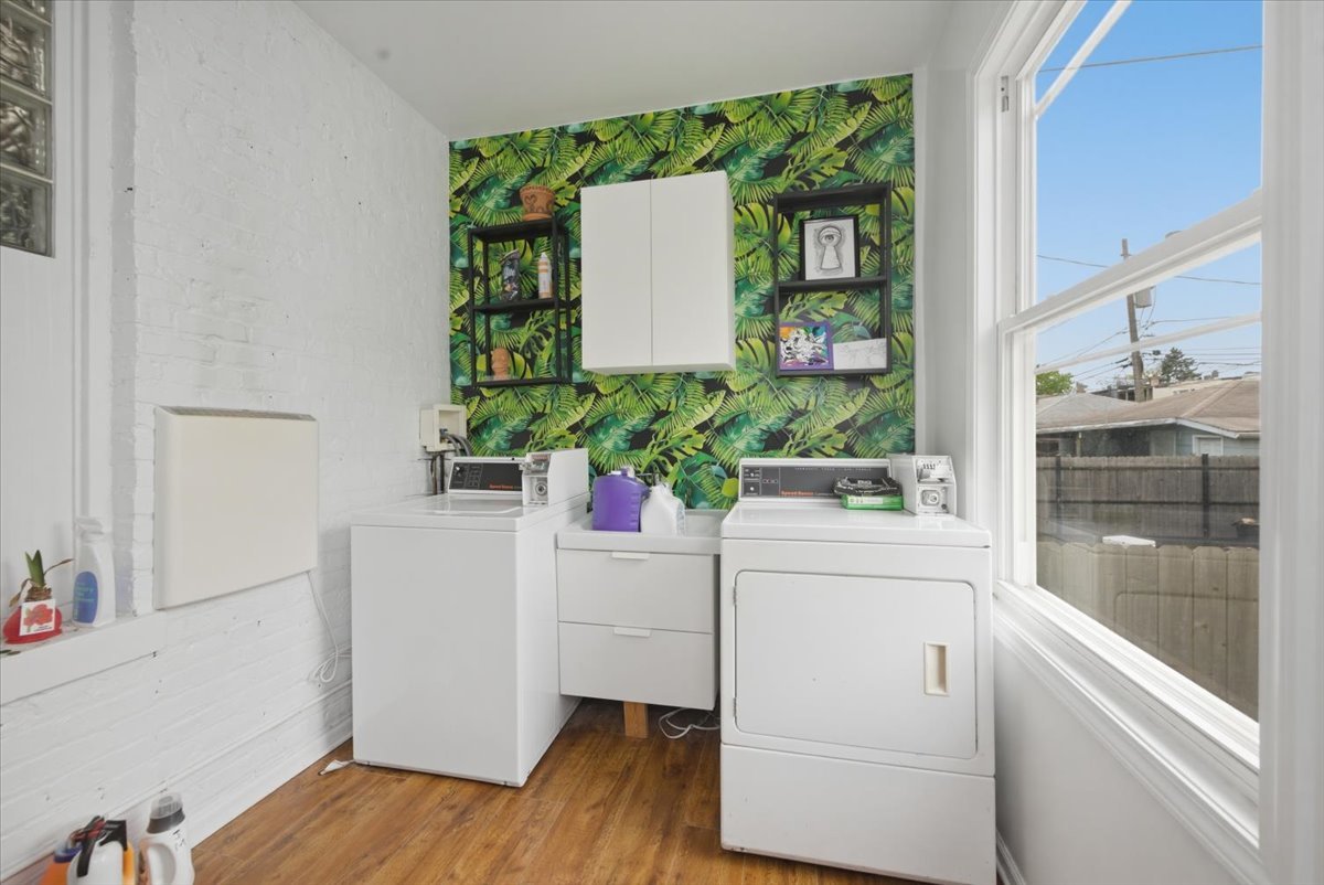 2334 N HAMLIN Avenue 2